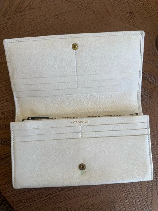Burberry Yellow and White Quilted Leather Continental Wallet Passport Clutch - Picture 3 of 15